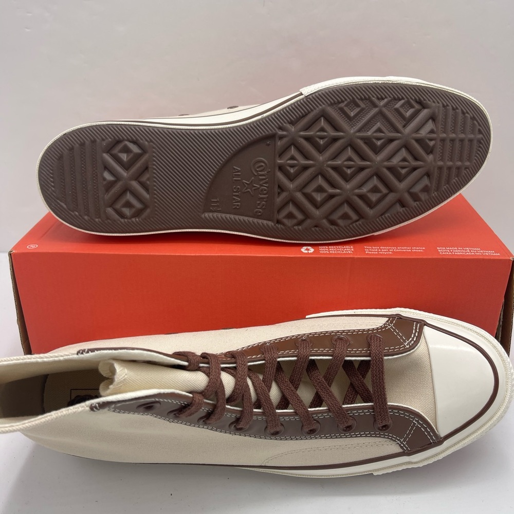 Converse Men’s A09450C
CHUCK 70 HI
NATURAL VORY/BEAR NAP/EGRET High-Top Sneakers - Picture 6 of 16